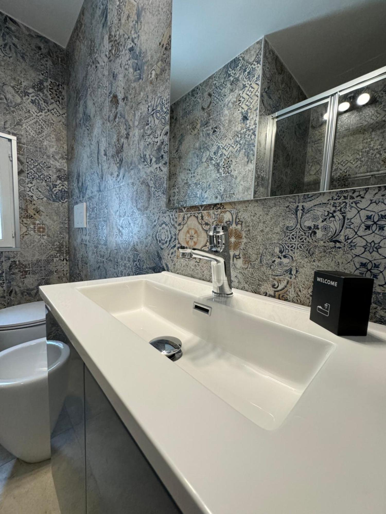 Edo House Anzio - Beachfront - Fronte Mare - Affittacamere Eksteriør billede