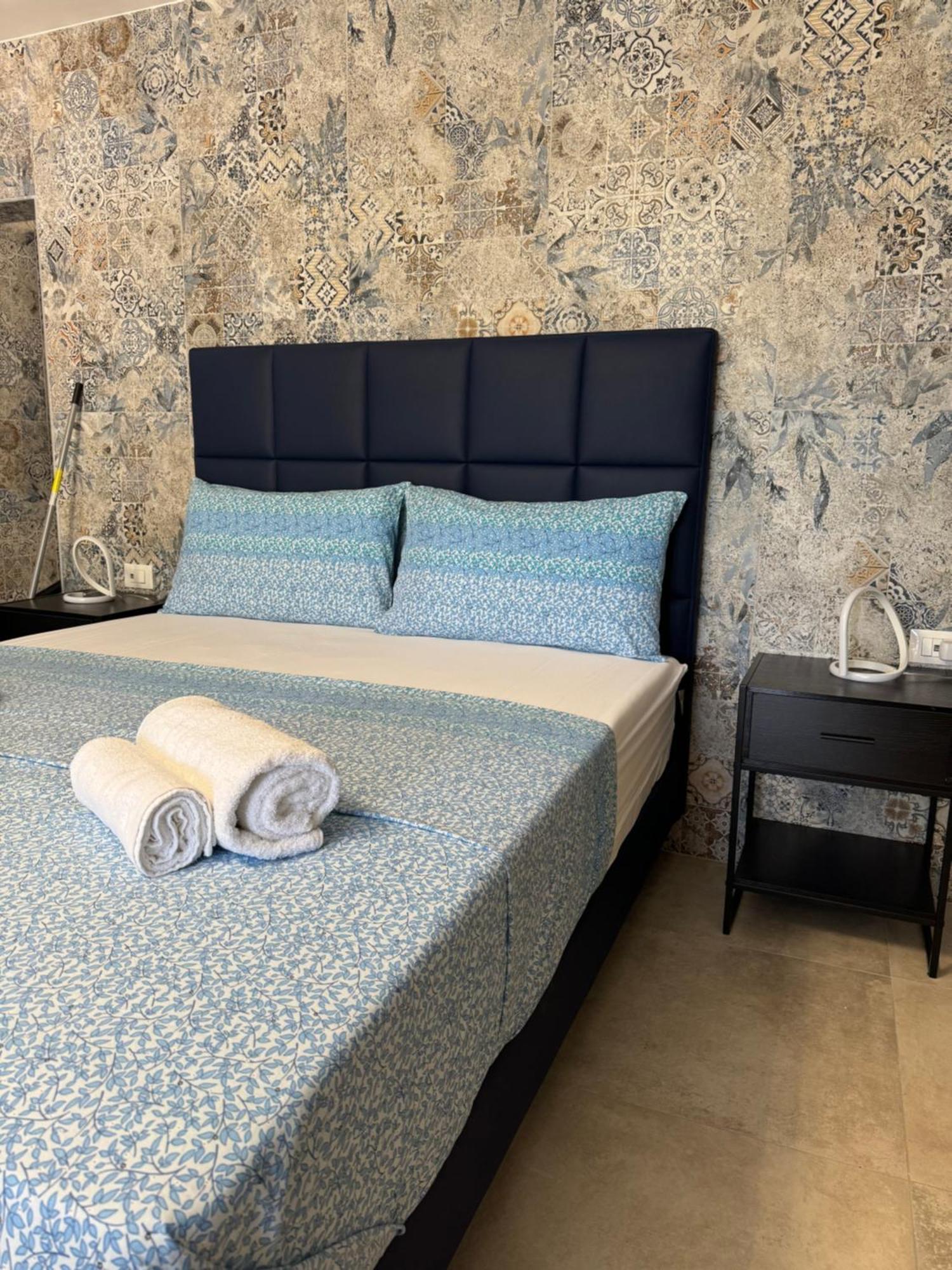 Edo House Anzio - Beachfront - Fronte Mare - Affittacamere Eksteriør billede