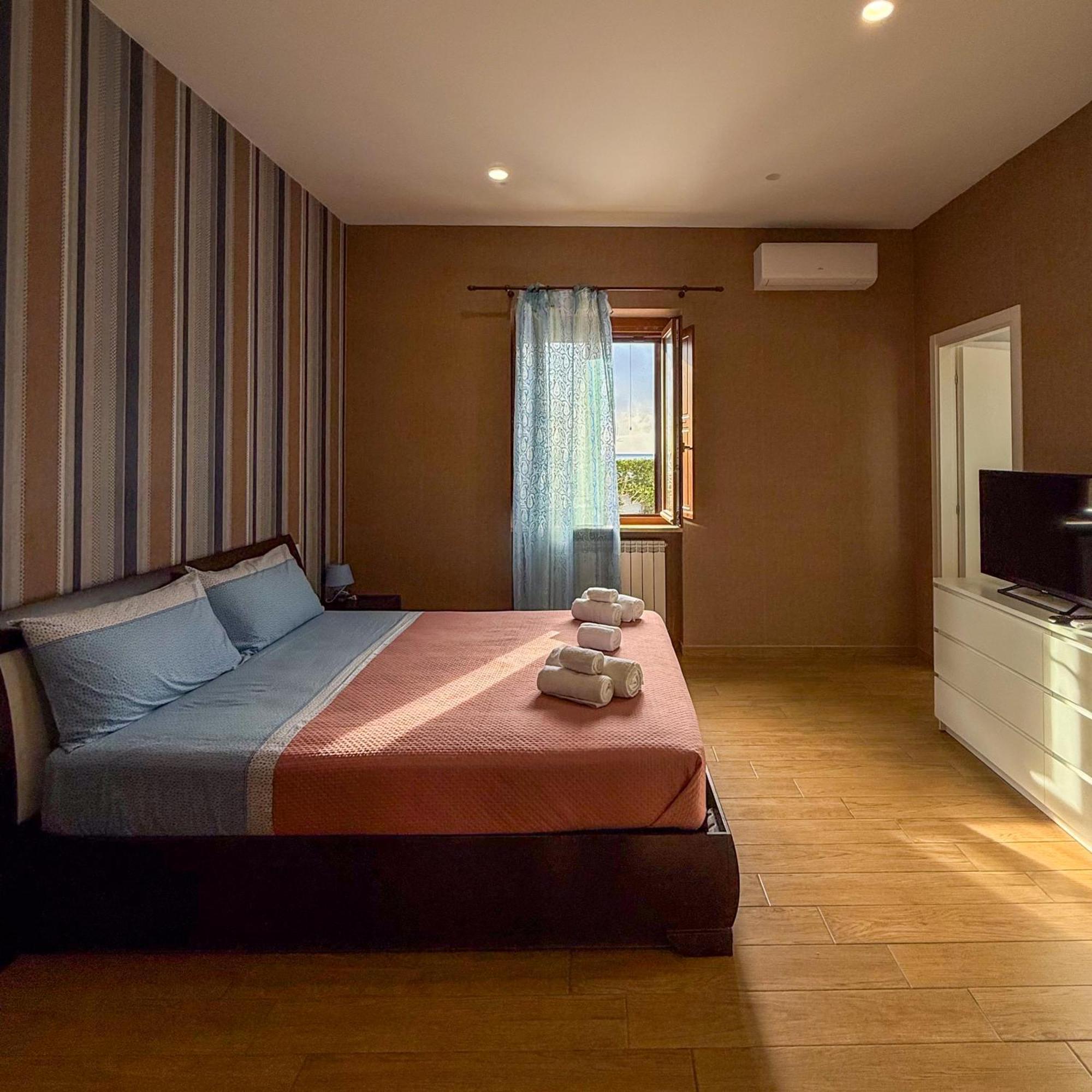 Edo House Anzio - Beachfront - Fronte Mare - Affittacamere Eksteriør billede